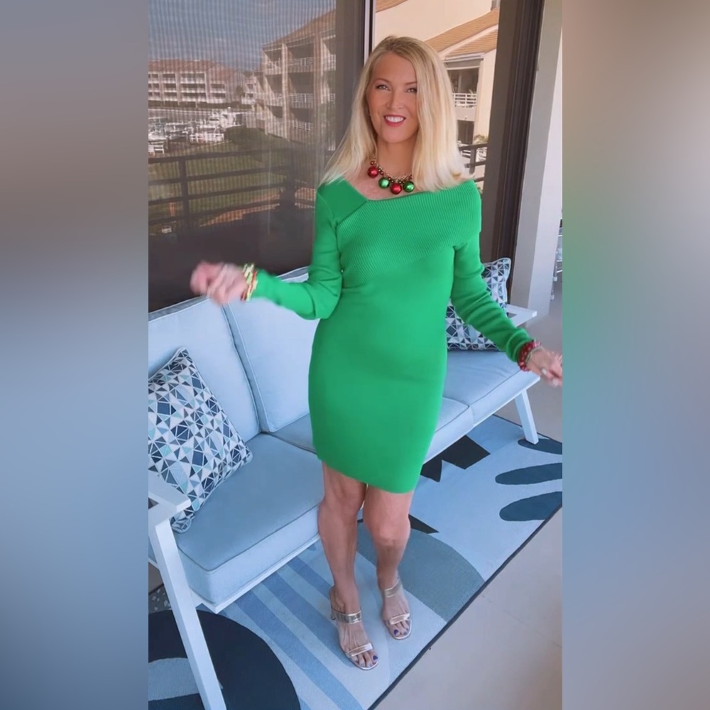 NWT Fantastic Green Mini Off Shoulder Sweater Dress